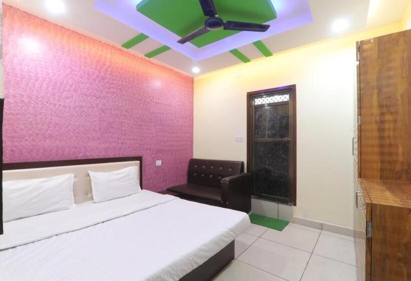 Shree Ram Hotel & Restaurant