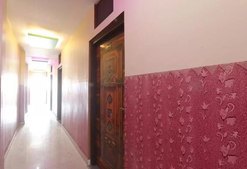 Shree Ram Hotel & Restaurant