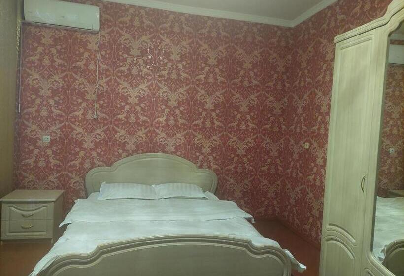 Hostel алтын бешик