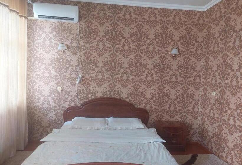 Hostel алтын бешик