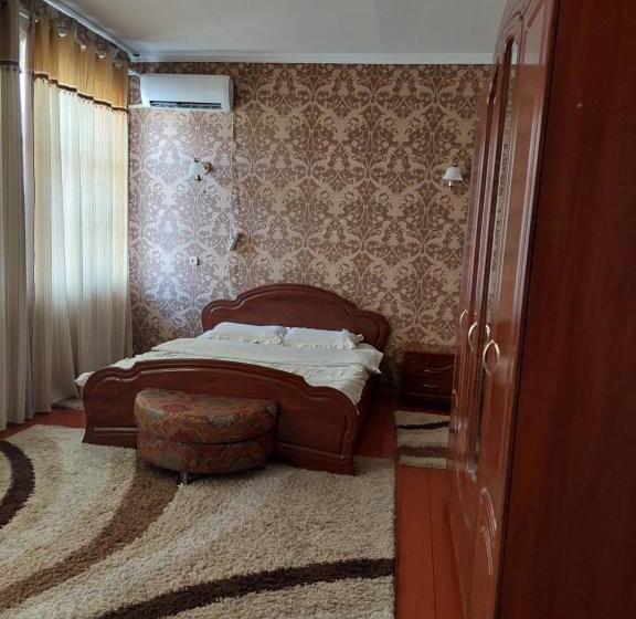 Hostel алтын бешик