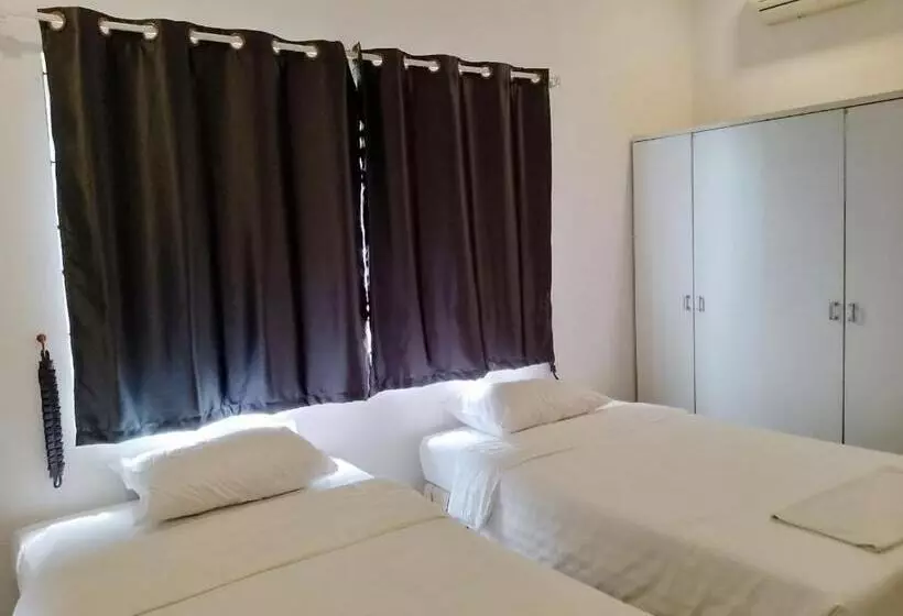 Aamiaismajoitus (B&B) Pl Villa