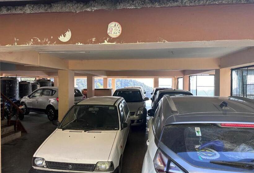 Bed and Breakfast The Misty Pines Inn