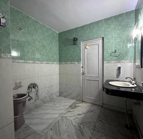 Bed and Breakfast The Misty Pines Inn