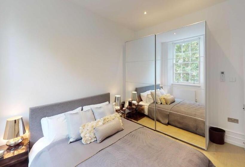 The Harrington   Knightsbridge   18 Rutland Gate