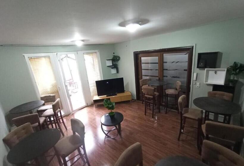 Hostel Nënë Terezës