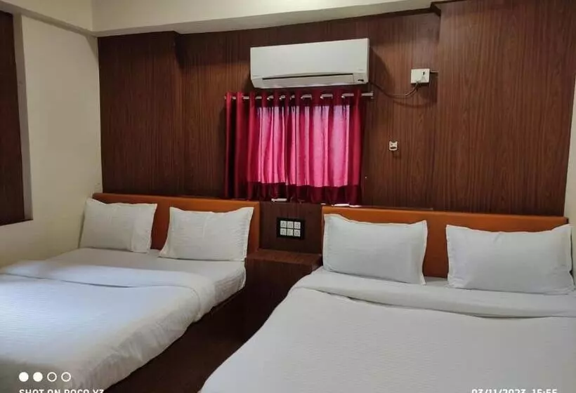هتل Amber Guest House