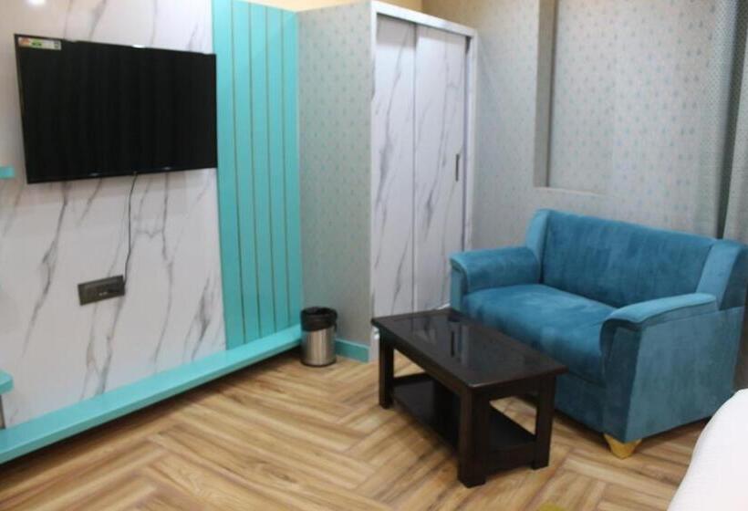 ホテル Banaras Palace