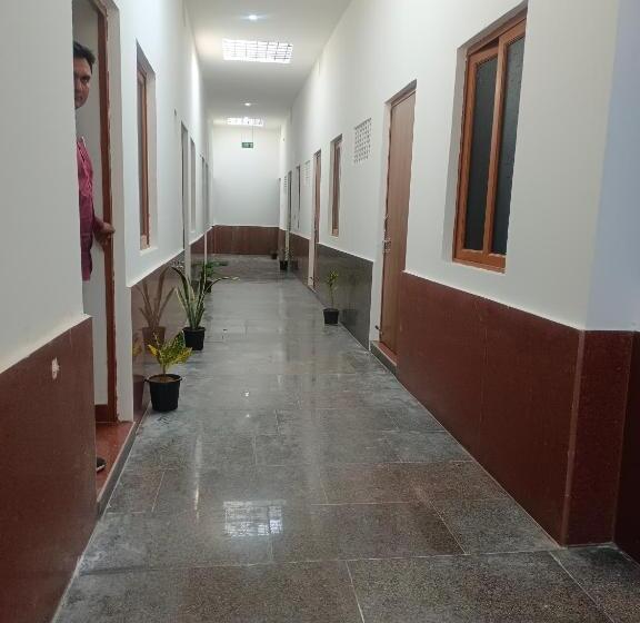 Отель Bhanwar Villa Guest House