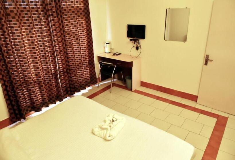 هتل Bnb Kashi Darsan Stay