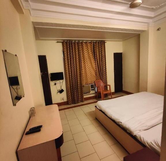 هتل Bnb Kashi Darsan Stay