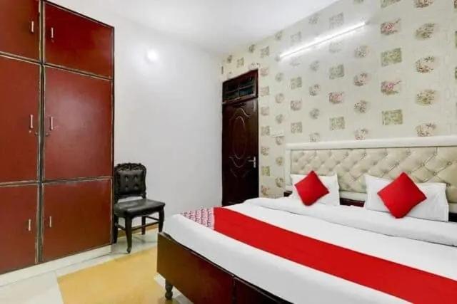 Отель Delight Inn