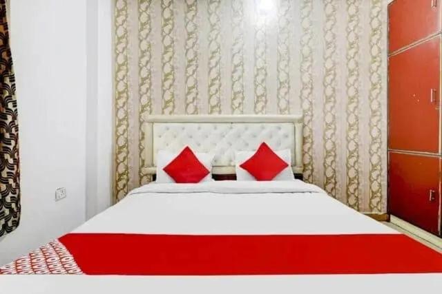 Отель Delight Inn