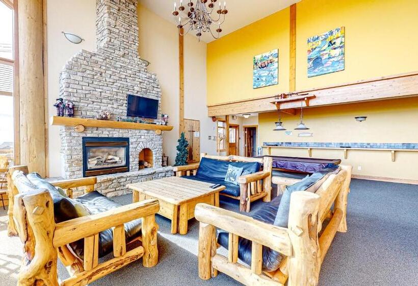 Szálloda Grizzly Lodge 306