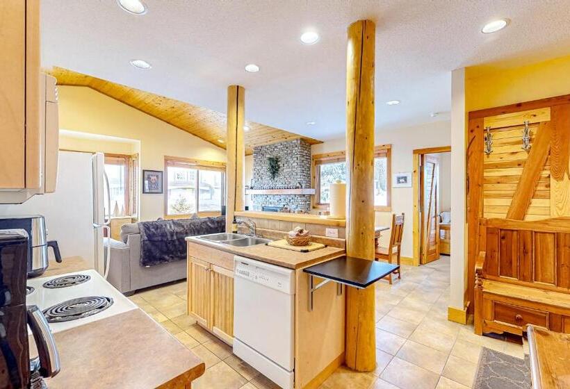 Szálloda Grizzly Lodge 306