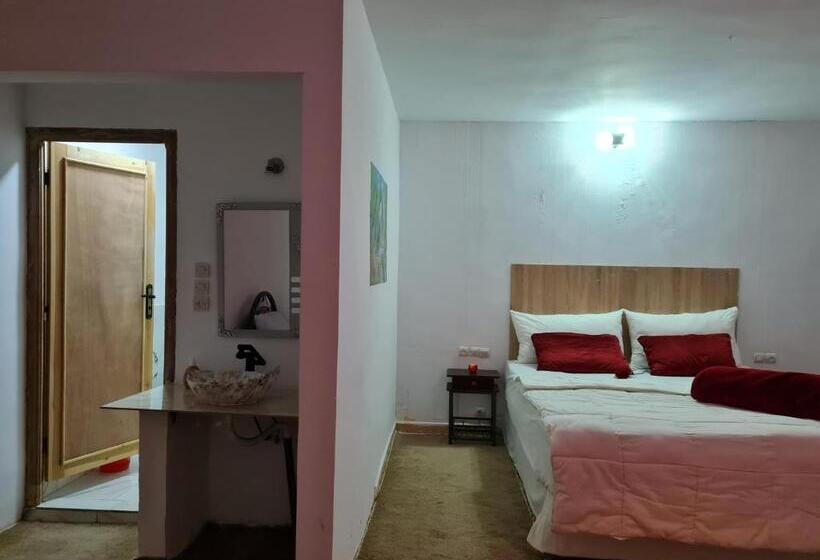 هتل Hôtel Et Restaurant Arij