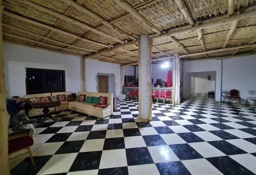 ホテル Hôtel Et Restaurant Arij