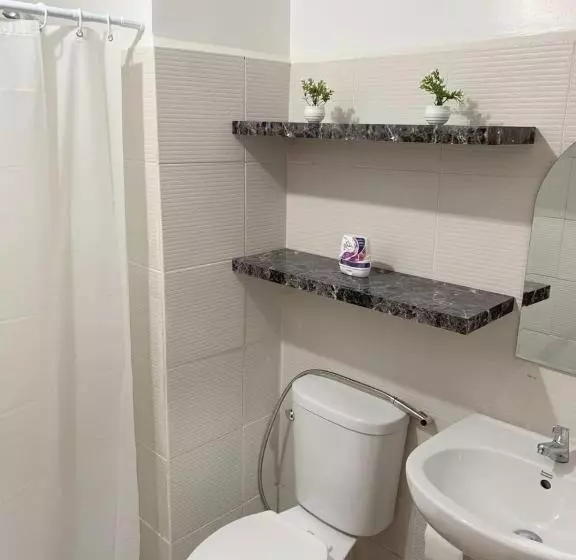 Hotelli Cozy Loft At Mesavirre Garden Residences