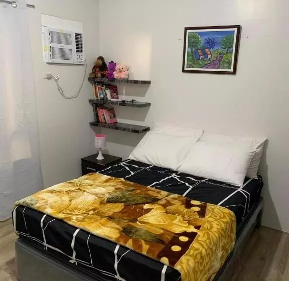 Hotelli Cozy Loft At Mesavirre Garden Residences