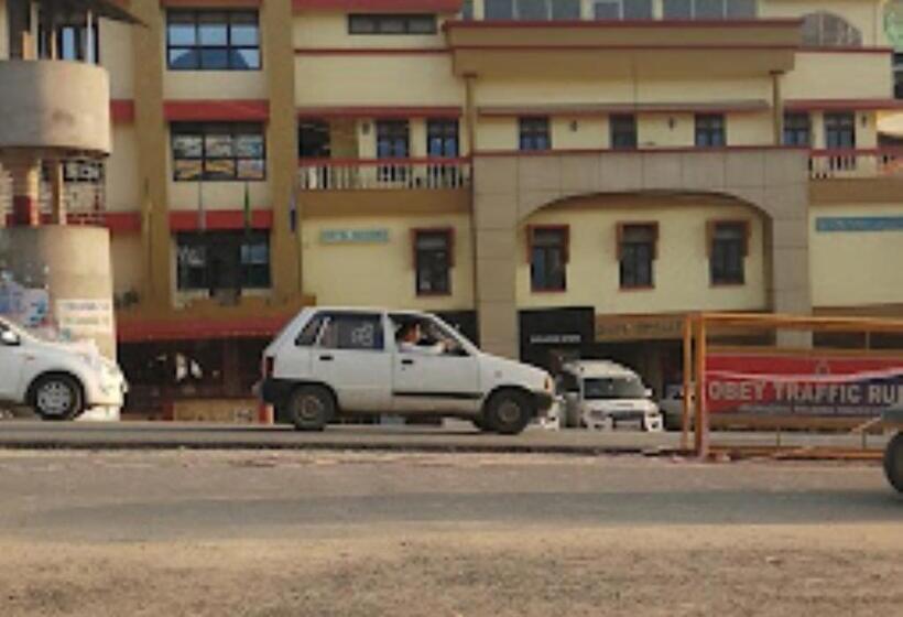 בית מלון כפרי Moomsie Itanagar Arunachal Pradesh