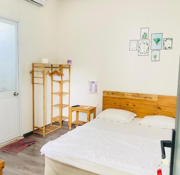 هتل Nhà Nghĩ Homestay Kv