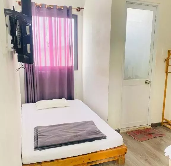 هتل Nhà Nghĩ Homestay Kv