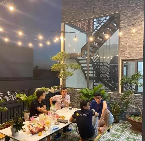 هتل Nhà Nghĩ Homestay Kv