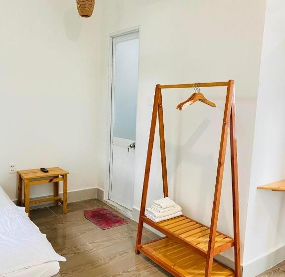 هتل Nhà Nghĩ Homestay Kv