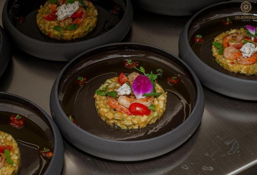 هتل The Delborough Lagos