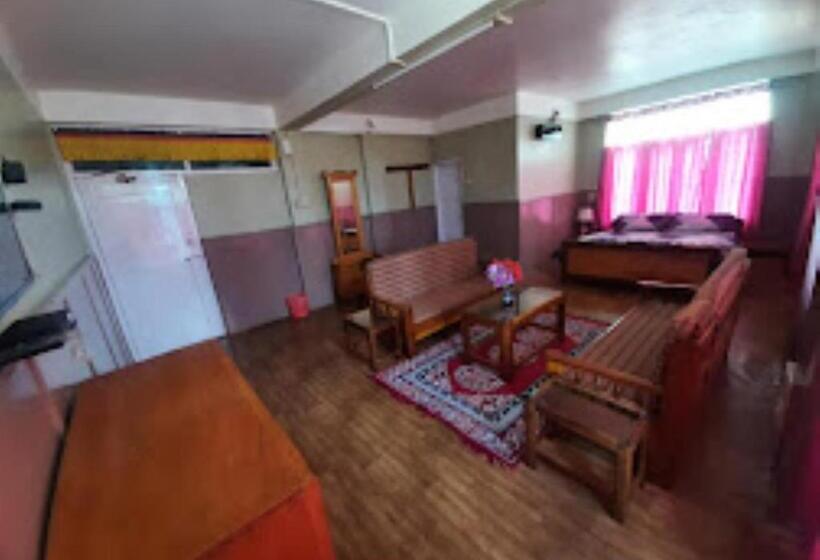 בית מלון כפרי Tourist Hut Arunachal Pradesh