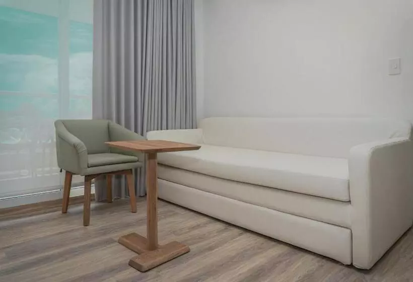 ホテル Wyndham Santa Marta Aluna Beach