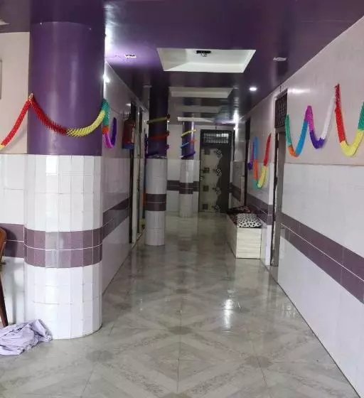 Oyo Hotel Grand