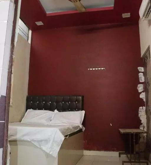 Oyo Hotel Grand