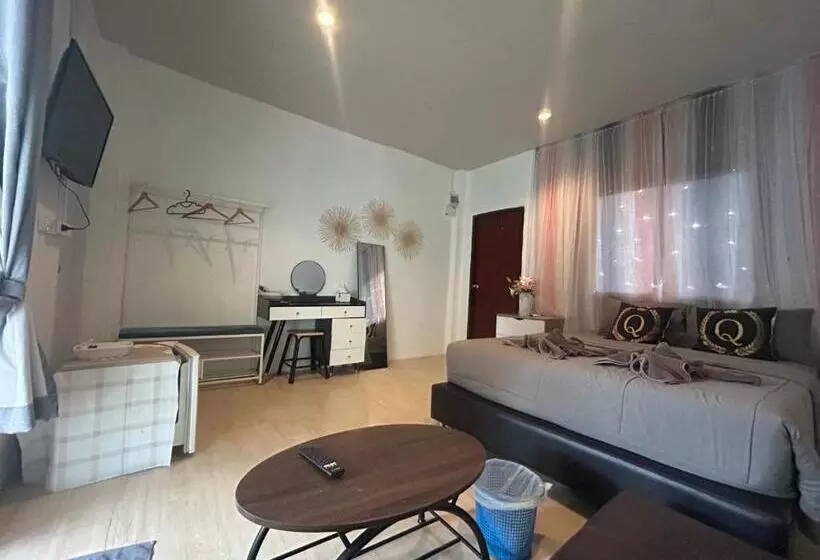 ペンション บ้าน พัก ดี เกาะล้าน Ban Phak D Koh Larn