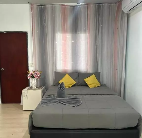 ペンション บ้าน พัก ดี เกาะล้าน Ban Phak D Koh Larn