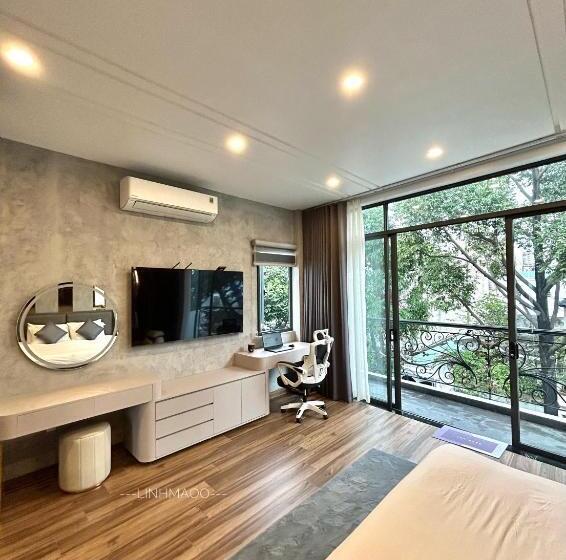 پانسیون Khánh Nguyễn Luxury Apartment, Balcony Street View, Large Bathtub