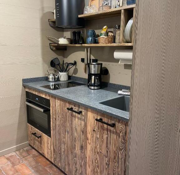 Пансион Lark One