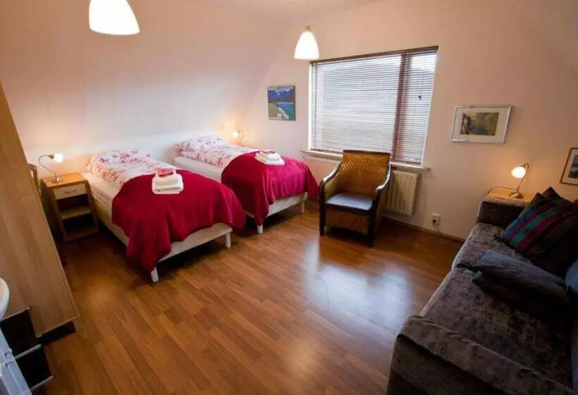 پانسیون Minna Mosfell Guesthouse