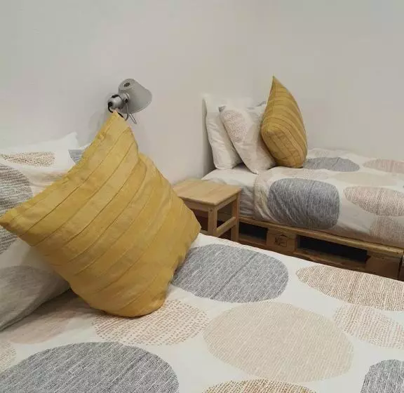 پانسیون Zabava Sacavém