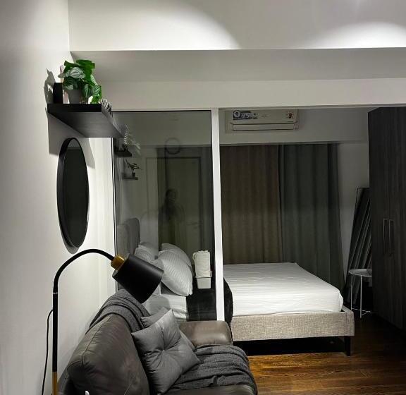 Prime Posh Downtown Condo