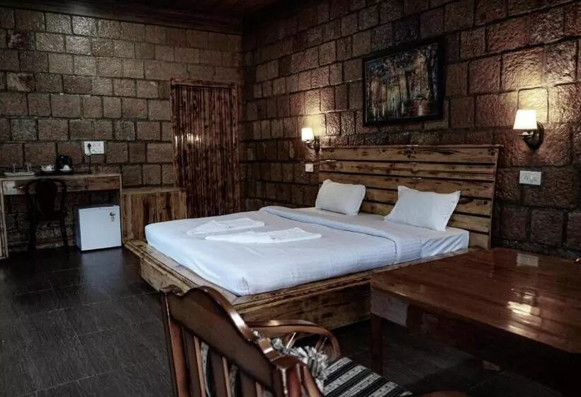 Saral Adventure Resort, Khliehriat