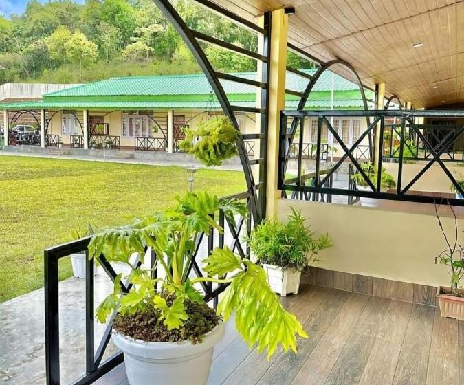 Saral Adventure Resort, Khliehriat