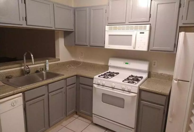 Spacious Atlanta Area Condo