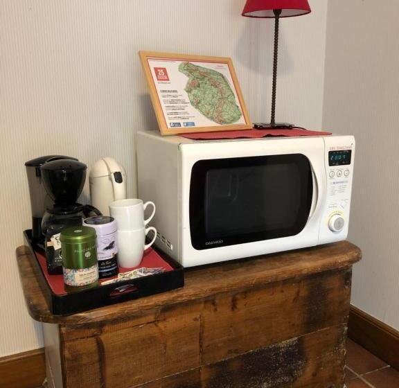 مبيت وإفطار Chambres Au Coeur Du Massif Des Trois Pignons