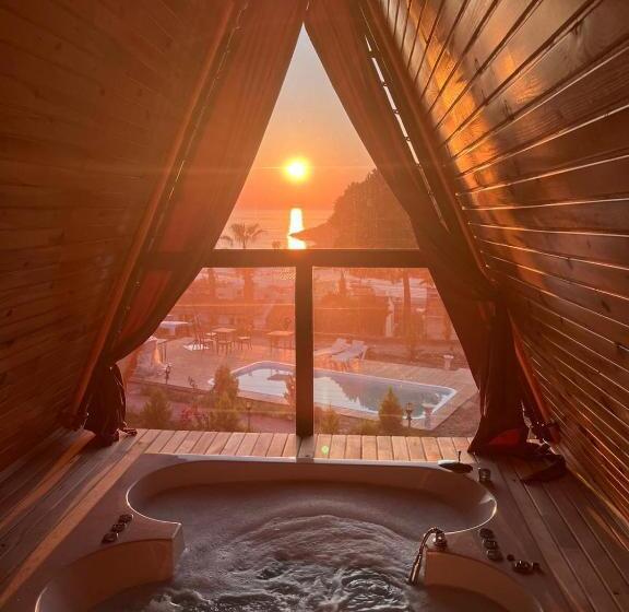 تختخواب و صبحانه Karaöz Lighthouse Bungalow