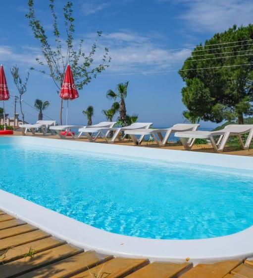 تختخواب و صبحانه Karaöz Lighthouse Bungalow