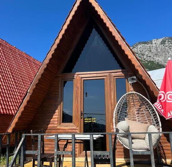 تختخواب و صبحانه Karaöz Lighthouse Bungalow