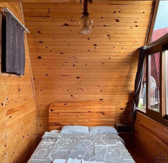 تختخواب و صبحانه Karaöz Lighthouse Bungalow