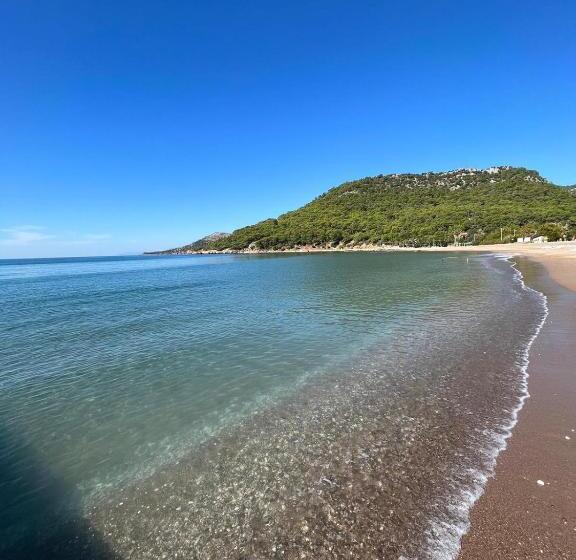 تختخواب و صبحانه Karaöz Lighthouse Bungalow