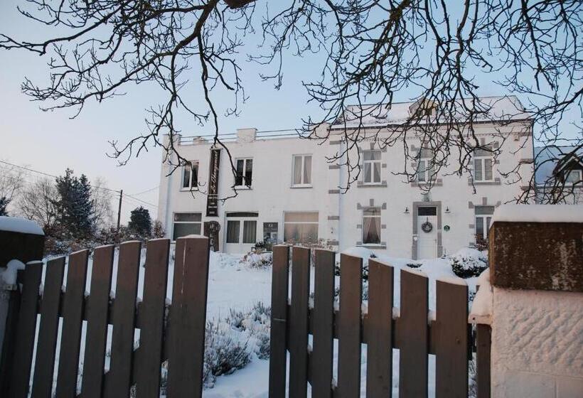 ベッドアンドブレックファースト ô Lit De L Ourthe